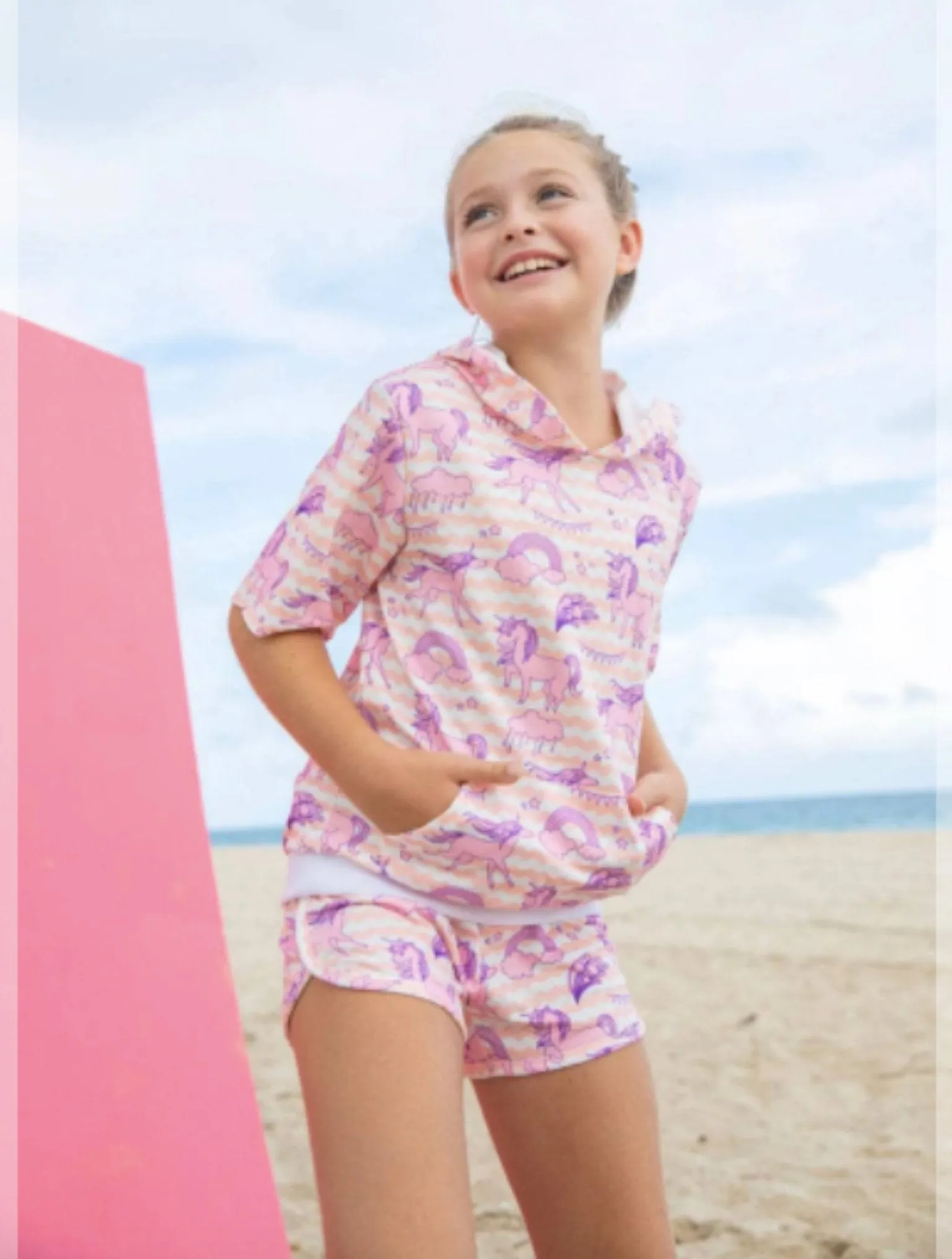 Lola and The Boys Girls Pink Unicorns & Rainbows Top & Shorts Set